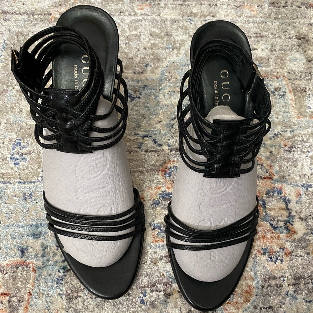 Gucci Gladiator Bondage heels Black